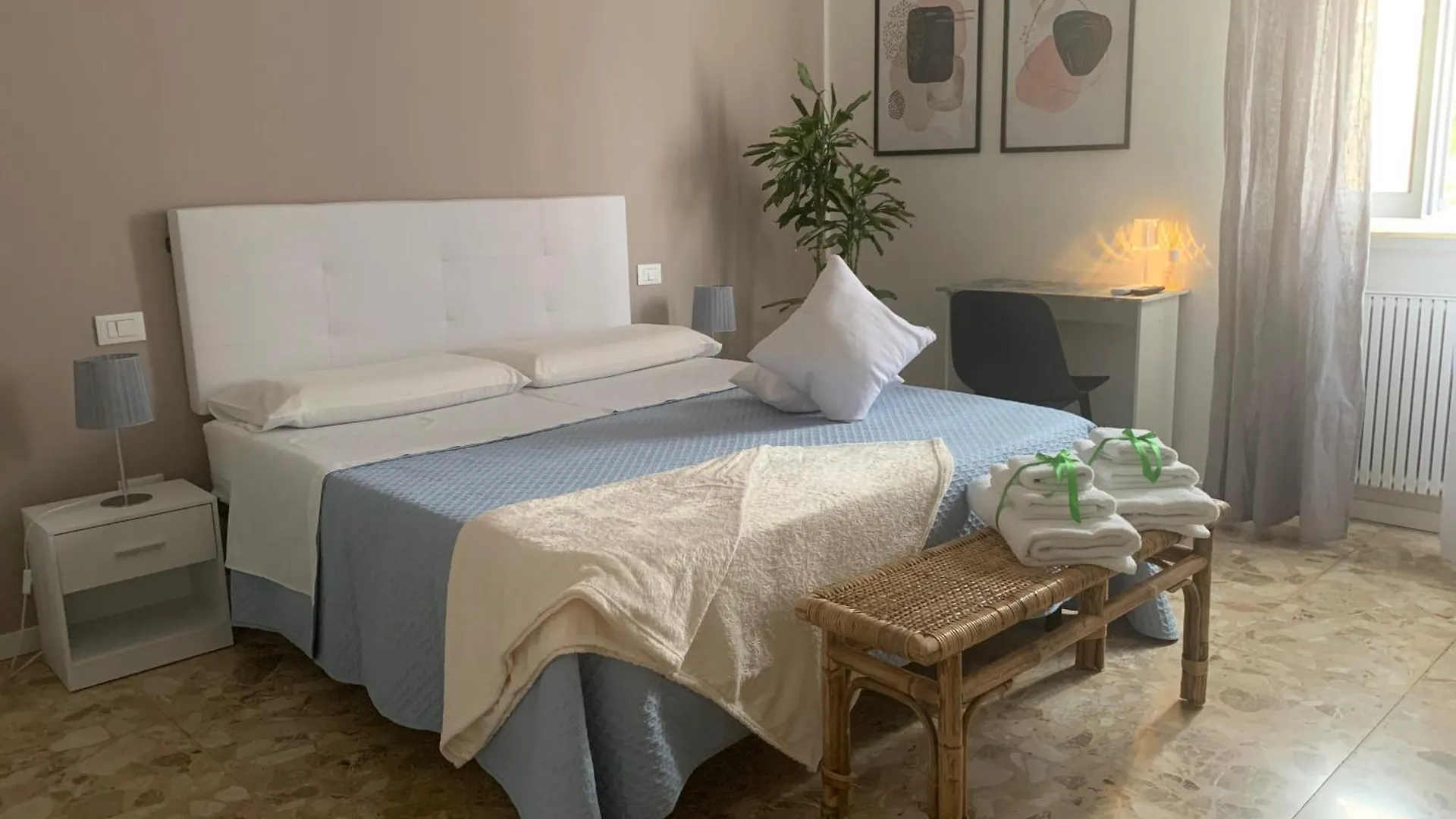 B&B Calvino Piacenza 0*,